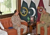 دیدار وزیر دفاع عربستان سعودی با فرمانده ستاد ارتش پاکستان
