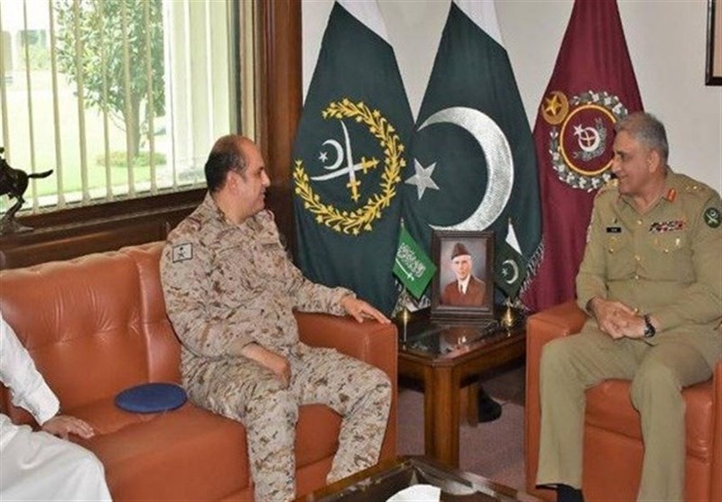دیدار وزیر دفاع عربستان سعودی با فرمانده ستاد ارتش پاکستان