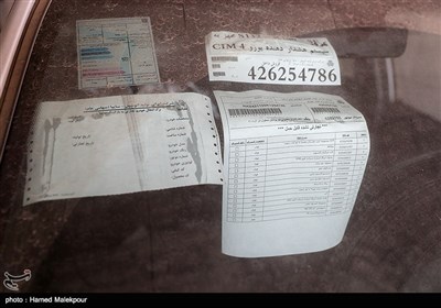 انبار خودروهای دپو شده سایپا در بزرگراه فتح
