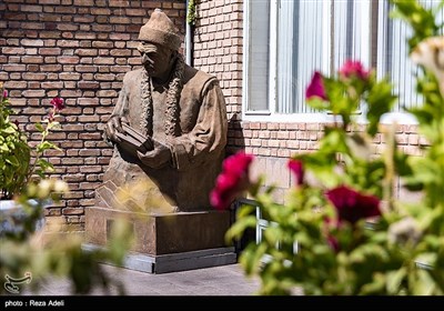 خانه استاد شهریار یا موزه استاد شهریار درتبریز، محله مقصودیه شهر واقع شده است که قبلا محل زندگی استاد شهریار، شاعر مشهور ایران بوده است. شهریار دودهه آخر عمر خود را در این منزل سپری کرده است.