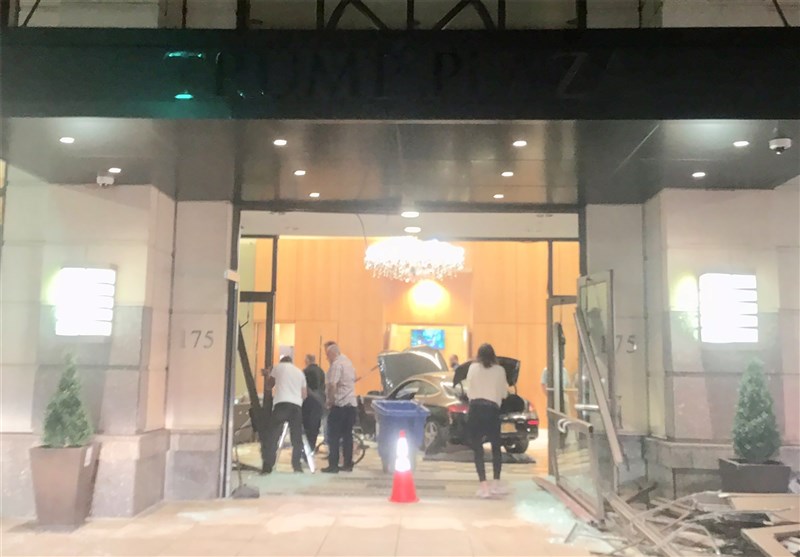 3 Hurt When Car Crashes Into Lobby Of Trump Plaza In New