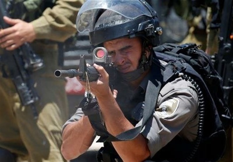 Israeli Forces Mercilessly Kill Palestinian near Checkpoint (+Video)