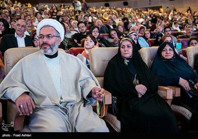 شهربانو امانی عضو شوار شهر تهران در بزرگداشت روز شعر و ادب فارسی