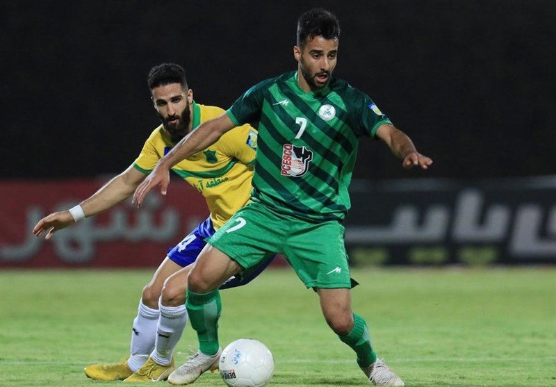 جام حذفی فوتبال| تساوی ذوب‌آهن و مس کرمان در نیمه اول
