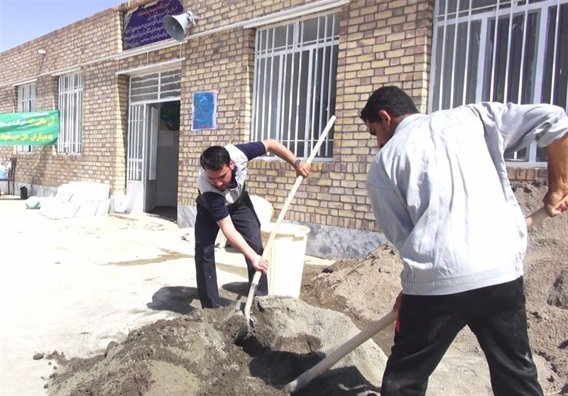 بسیج استان سمنان در عرصه محرومیت‌زدایی و کمک به مردم مستضعف عملکرد خوبی دارد