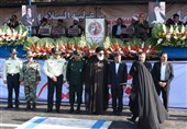 رژه نیروهای مسلح در استان البرز برگزار شد