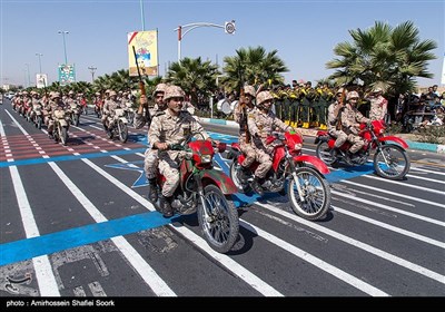 مراسم رژه نیروهای مسلح استان در نخستین روز هفته دفاع مقدس در یزد
