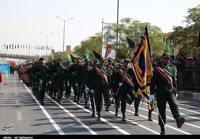 رژه نیروهای مسلح در استان سمنان به روایت تصویر