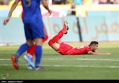 ذوالفقارنسب: پرسپولیس و استقلال بی‌برنامه و احساسی بازی کردند/ درگیری‌ها نشان‌دهنده آماتور بودن فوتبال ایران است