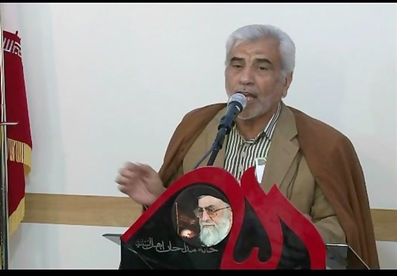 روضه‌خوانی حاج علی انسانی در مراسم تشییع پیکر مرحوم طالبی