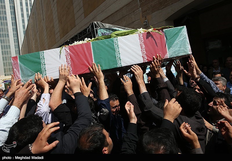 پیکر شهید «مرتضی صراطی» در اصفهان تشییع و به خاک سپرده شد