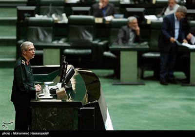 سرلشگر باقری رئیس ستاد کل نیروهای مسلح در جلسه علنی مجلس شورای اسلامی 
