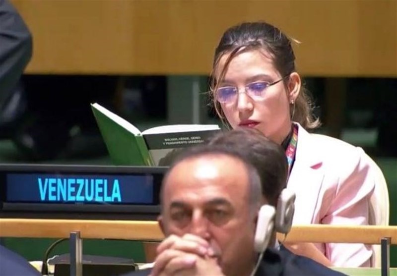 Venezuela&apos;s Diplomat Ignores Trump during UN Speech (+Video)