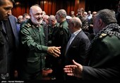 ورود سرلشکر حسین سلامی فرمانده کل سپاه به مراسم رونمایی از ۹۰ اثر اسنادی و پژوهشی دفاع مقدس