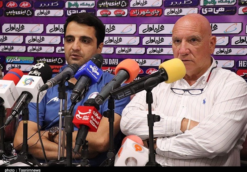 کرمان| واکنش بگوویچ به شعار هواداران گل‌گهر: فراموش کردم 15 سال است که در لیگ برتر هستید!