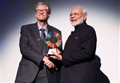 استعفای عضو کشمیری بنیاد بیل گیتس در اعتراض به اهدای نشان افتخار به نخست وزیر هند