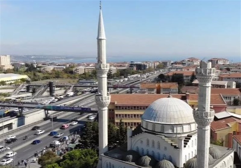 Turkey’s Istanbul Mosque Damaged in 5.8 Magnitude Earthquake (+Video)