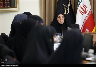 فریده اولادقباد رئیس فراکسیون زنان مجلس
