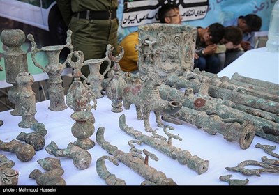 کشف اشیاء عتیقه در بیست و نهمین مرحله از طرح رعد پلیس پیشگیری تهران بزرگ