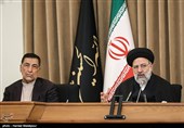 حجت‌الاسلام سیدابراهیم رئیسی رئیس قوه قضاییه و سیدعلیرضا آوایی وزیر دادگستری در جلسه شورای دادرسی الکترونیک