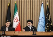 حجت‌الاسلام سیدابراهیم رئیسی رئیس قوه قضاییه و سیدعلیرضا آوایی وزیر دادگستری در جلسه شورای دادرسی الکترونیک
