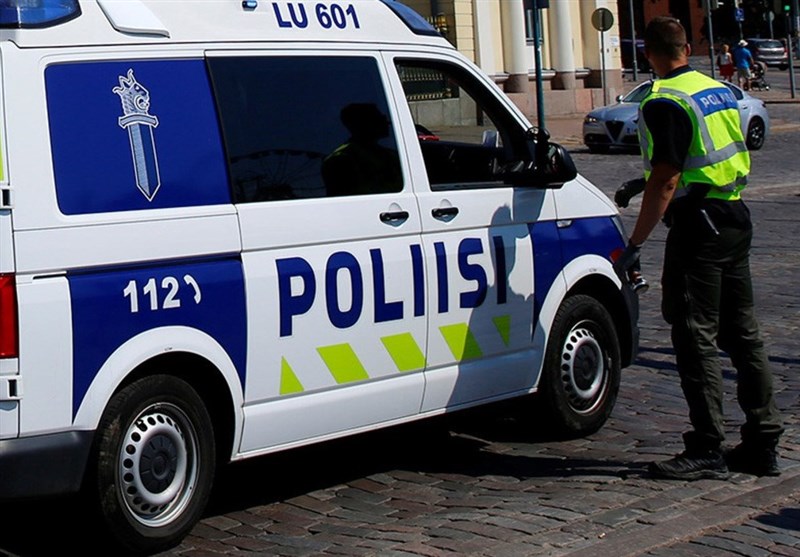 Police &apos;Worst Enemy during War&apos;: Finnish MP Blasts Cops during Anti-COVID Protest