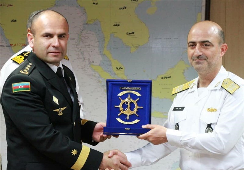 فرمانده نیروی دریایی آذربایجان با فرمانده منطقه یکم نداجا در بندرعباس دیدار کرد