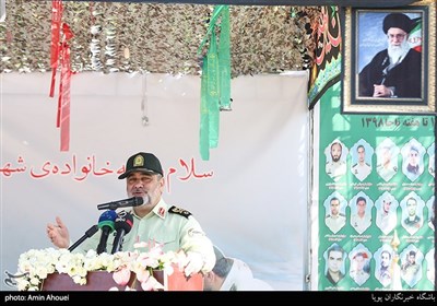 سخنرانی سردار حسین اشتری در مراسم غبارروبی مزار شهدای بهشت زهرا به مناسبت آغاز هفته ی نیروی انتظامی