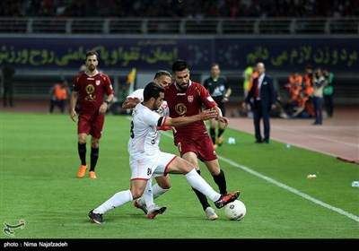 دیدار تیم‌های فوتبال شهرخودرو و پرسپولیس - مشهد