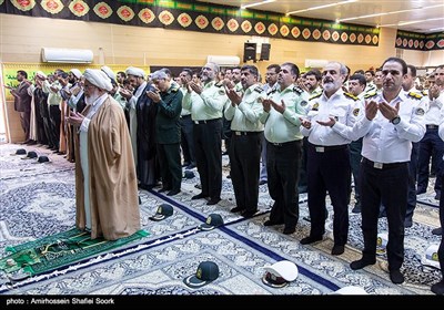 دیدار جمعی از پرسنل و کارکنان نیروی انتظامی استان یزد با امام جمعه یزد