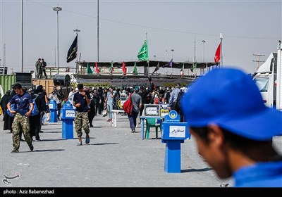 خروج زائران اربعین حسینی از مرز مهران