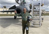 تحویل اولین فروند جنگنده فرانسوی به وزارت دفاع هند