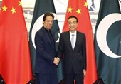 دیدار عمران خان با نخست وزیر چین و امضا تفاهم نامه‌های جدید