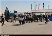 ستاد مرکزی اربعین: زائران از مراجعه به مرزها تا حل مشکل حمل‌ونقل در عراق خودداری کنند