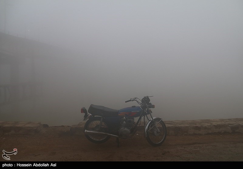 مه‌گرفتگی پروازهای خروجی از فرودگاه اهواز را زمین‌گیر کرد