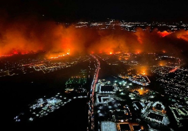 آمریکا| آتش‌سوزی گسترده در جنوب کالیفرنیا + تصاویر