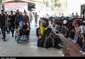 Iranian Pilgrims Crossing Mehran Border for Attending Arbaeen