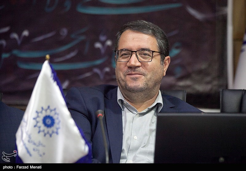 Iran to Build 200 Large Cargo Ships: Industries Minister