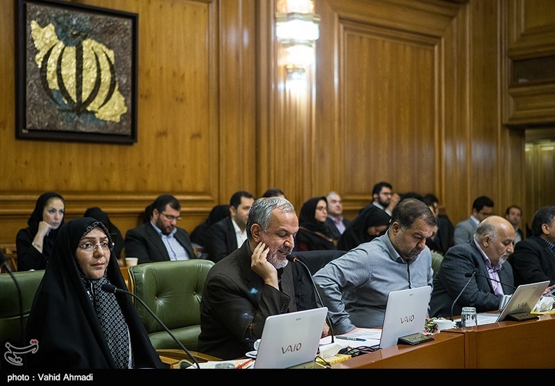 پاسخ شورای شهر تهران به اعتراض فرمانداری به مصوبه افزایش انتصاب جوانان در پست‌های مدیریتی