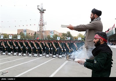 مراسم دانش‌آموختگی دانشجویان دانشگاه امام حسین (ع)