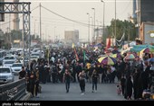 تازه‌ترین اخبار اربعین 98| خروج مطلوب زائران از مرزهای چهارگانه /‌ استقبال عراقی‌ها از موکب‌داران ایرانی / تشدید موج بازگشت زائران + فیلم