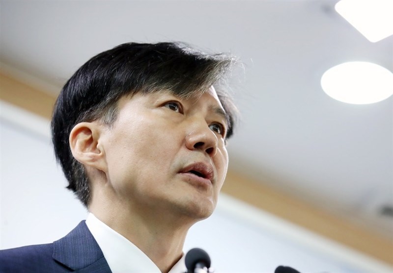 South Korea Justice Minister Offers to Quit after Mass Protests