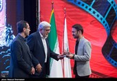 تقدیر از برگزیدگان سومین جایزه ملی فیلم ایثار