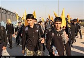 تازهترین اخبار اربعین 98|حذف ویزا برای اتباع عراقی/ ترافیک سنگین در مرزهای شلمچه و چذابه/ پذیرایی 24 ساعته آستان قدس از زائران + فیلم