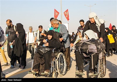 بازگشت زائران اربعین حسینی از مرز مهران