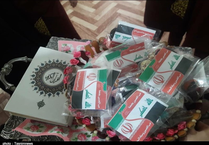 2000 بسته هدیه برای دختران نوجوان عراقی در اربعین تهیه و توزیع شد