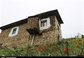 روستایی بر روی تخته سنگ در اشکورات گیلان + تصاویر