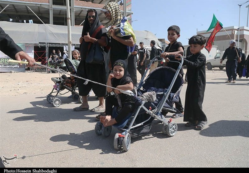 حضور پرشور کودکان در طریق الحسین(ع) به روایت تصویر