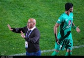 اصفهان| خوش و بش سبزپوشان با گلمحمدی؛ اعتراض هواداران ذوبآهن به داور