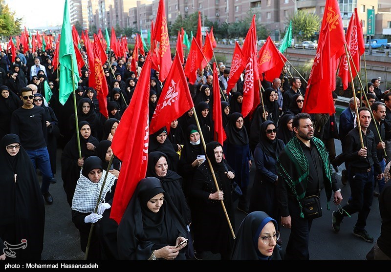 راهپیمایی جاماندگان اربعین حسینی در قزوین برگزار شد